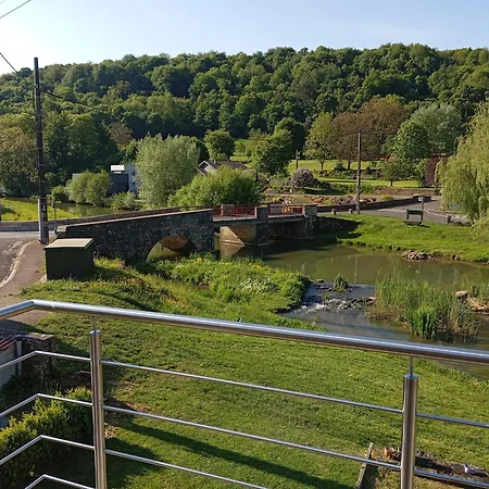 Le Cabanon Au Bord De L'othain Country house